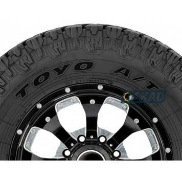 Toyo Open Country A/T III 235/75 R15 109T всесезонная шина-3