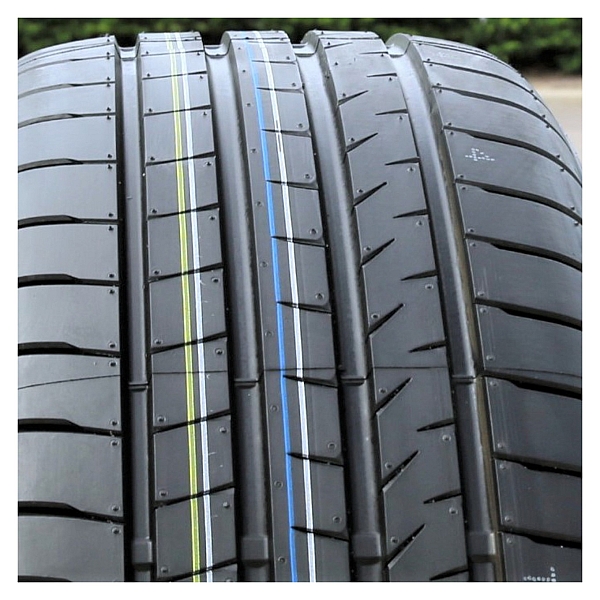 Літні шини Bridgestone Alenza 001 235/45 R20 96W brg1491