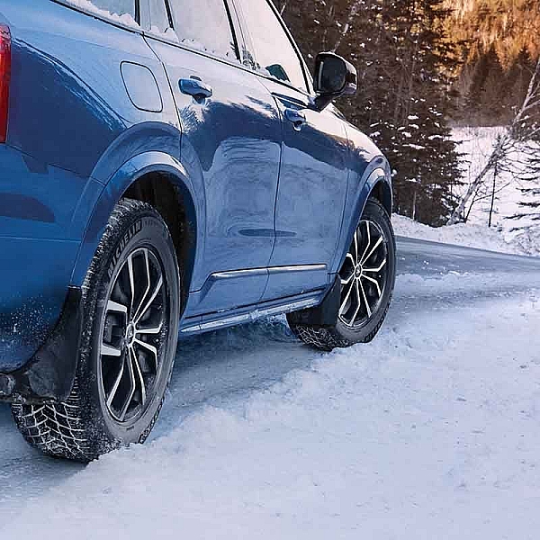 Зимние шины Michelin X-Ice Snow SUV 275/40 R20 106H XL mich54230