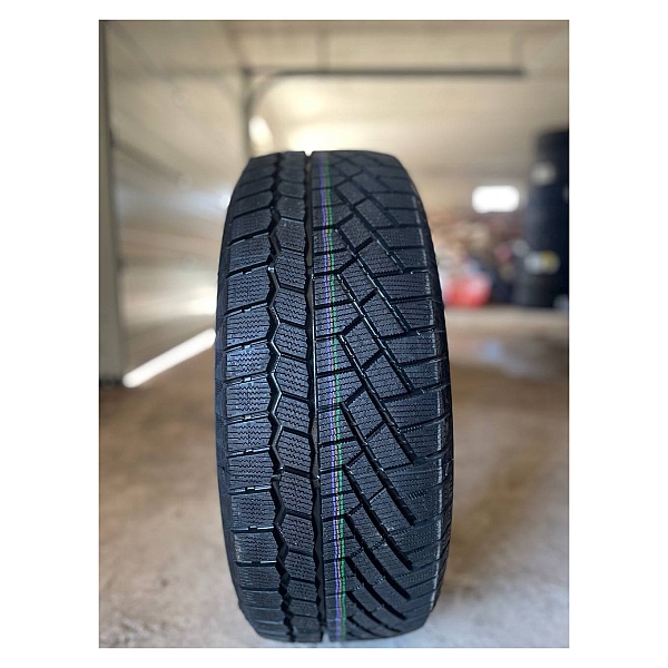 Зимние шины Sunfull SF-988 215/65 R16 98H snf2907