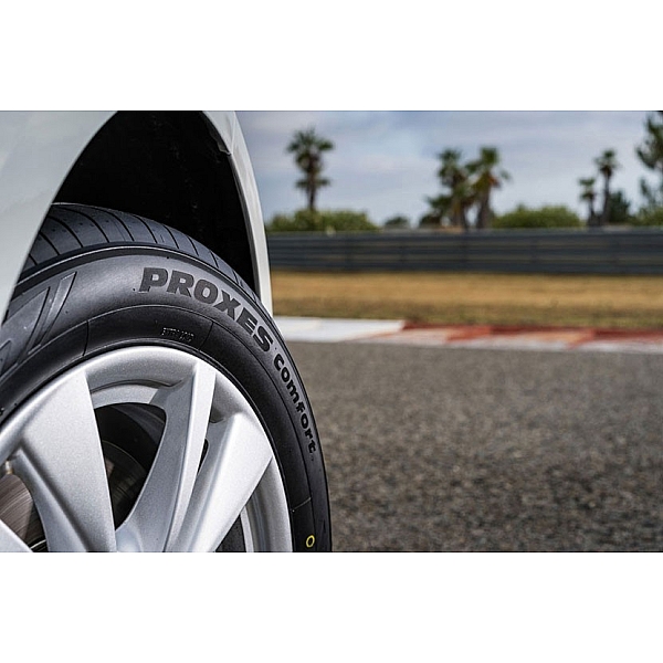 Літні шини Toyo Proxes Comfort 225/45 R17 94V 4981910539049